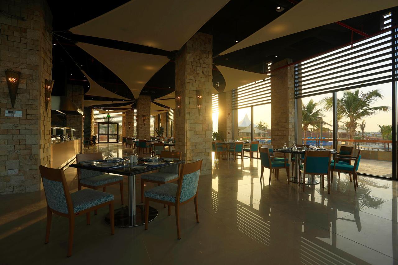 Royal L'azure Tempat peranginan Sharma
